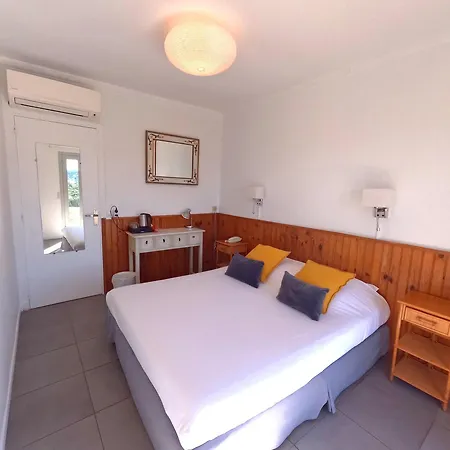 Hotel Azur 3*