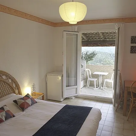 Azur Hotel