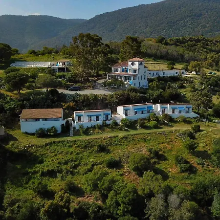 Azur Otel 3*