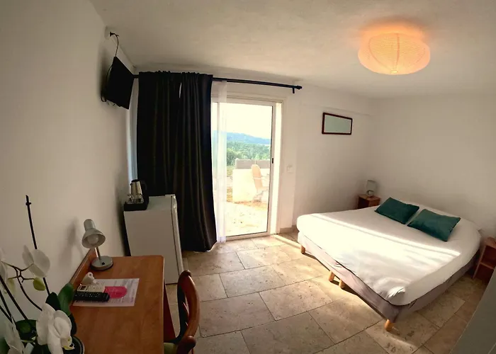 Azur Hotel Le Lavandou