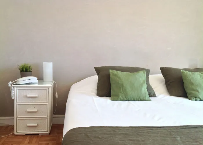 Hotell Azur Le Lavandou