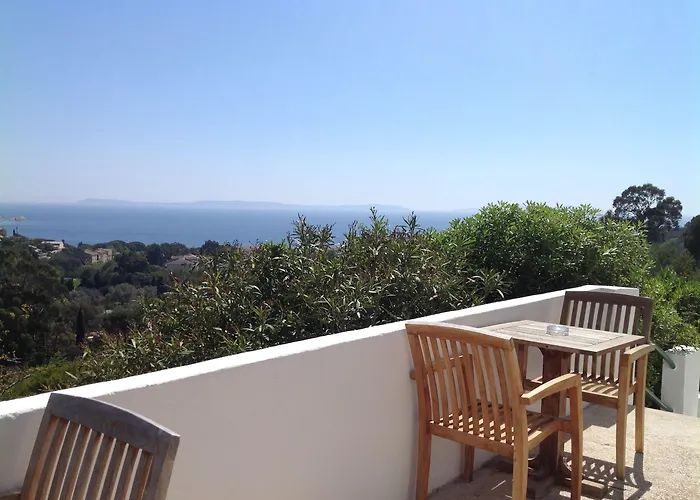 Hotel Azur Le Lavandou