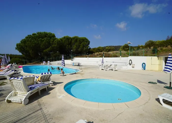 Hotell Azur Le Lavandou
